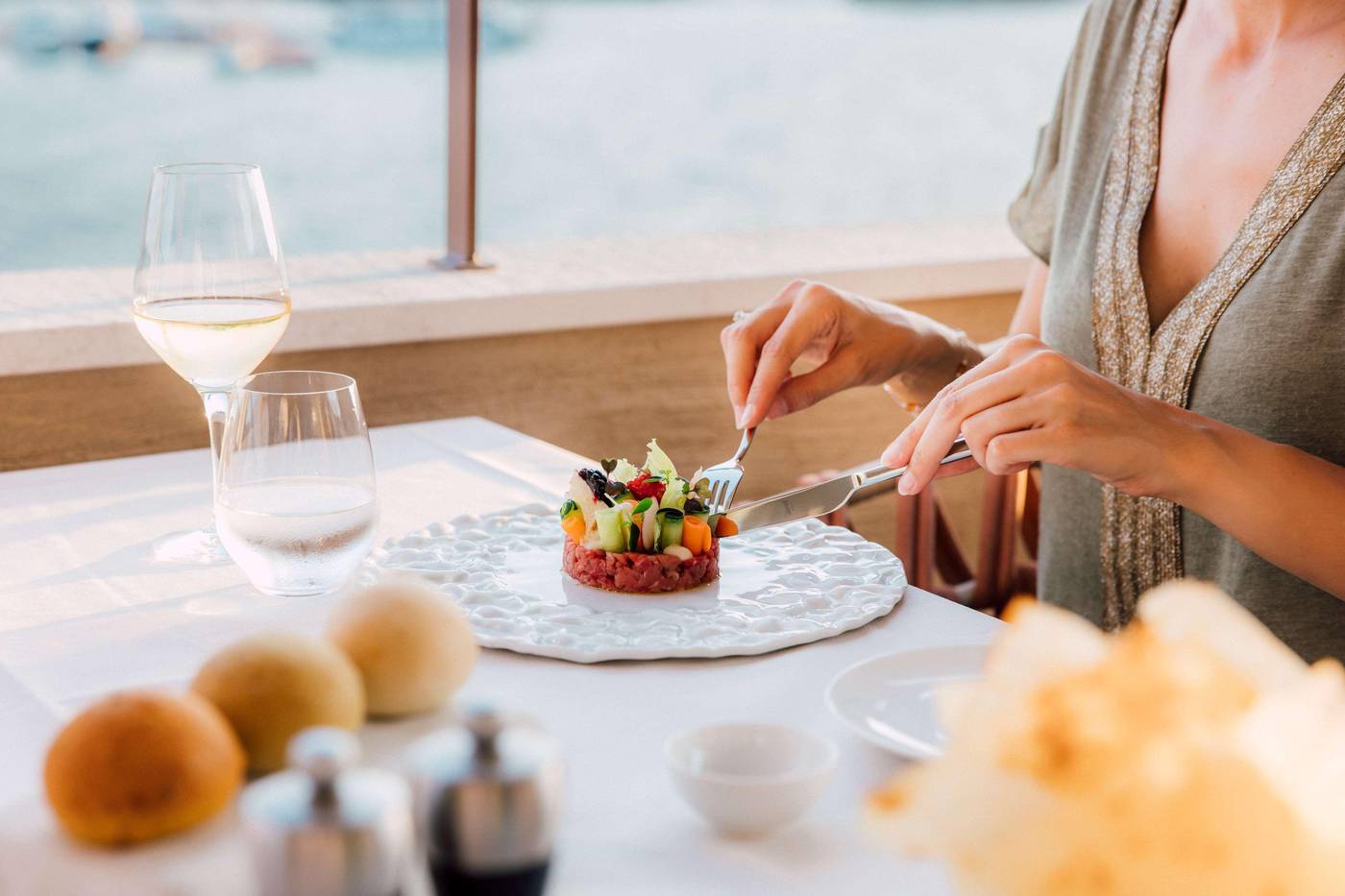 7Pines-Resort-Sardinia-Restaurant-111