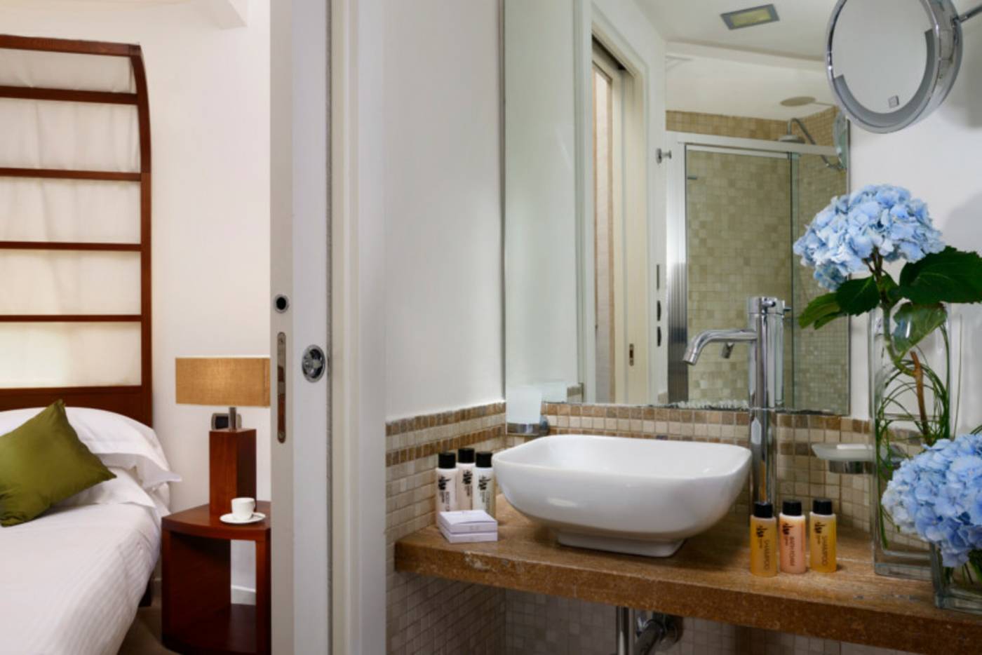 La-Plage-Resort-Room-23