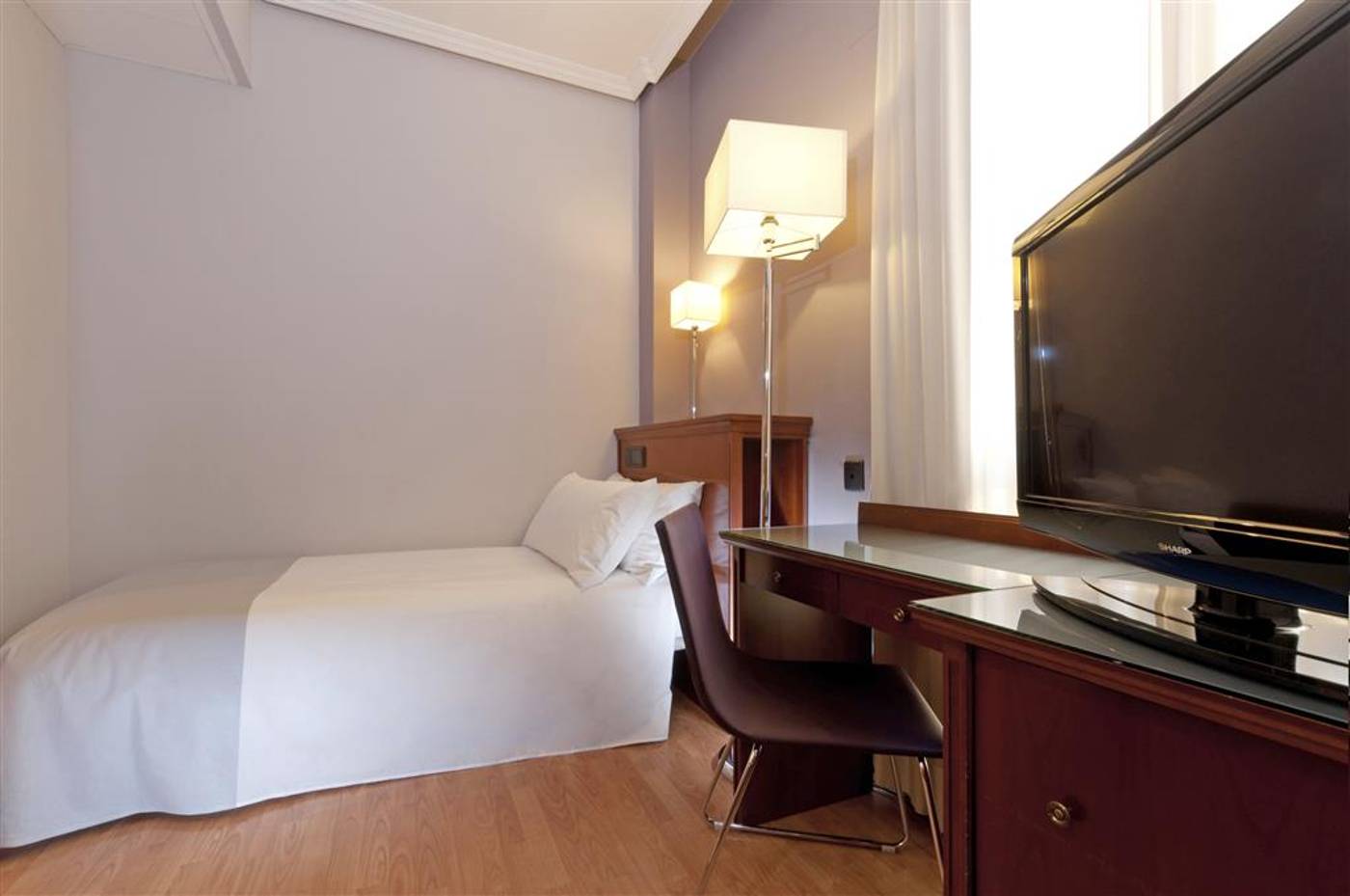TRYP-Madrid-Cibeles-Hotel-Room-46