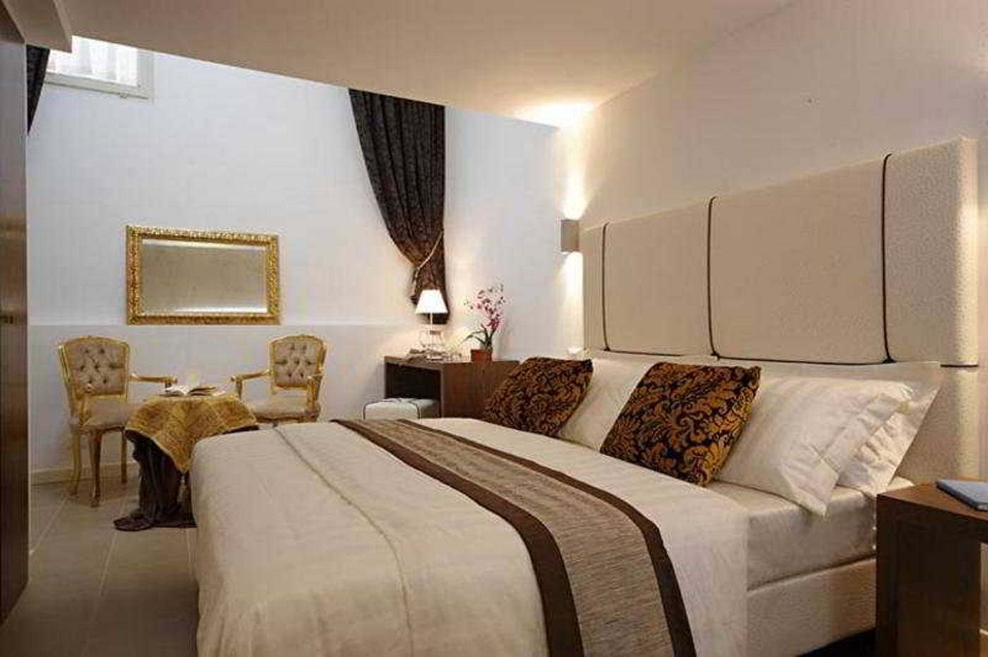 Al Canal Regio-Italy-Venezia-Room-9