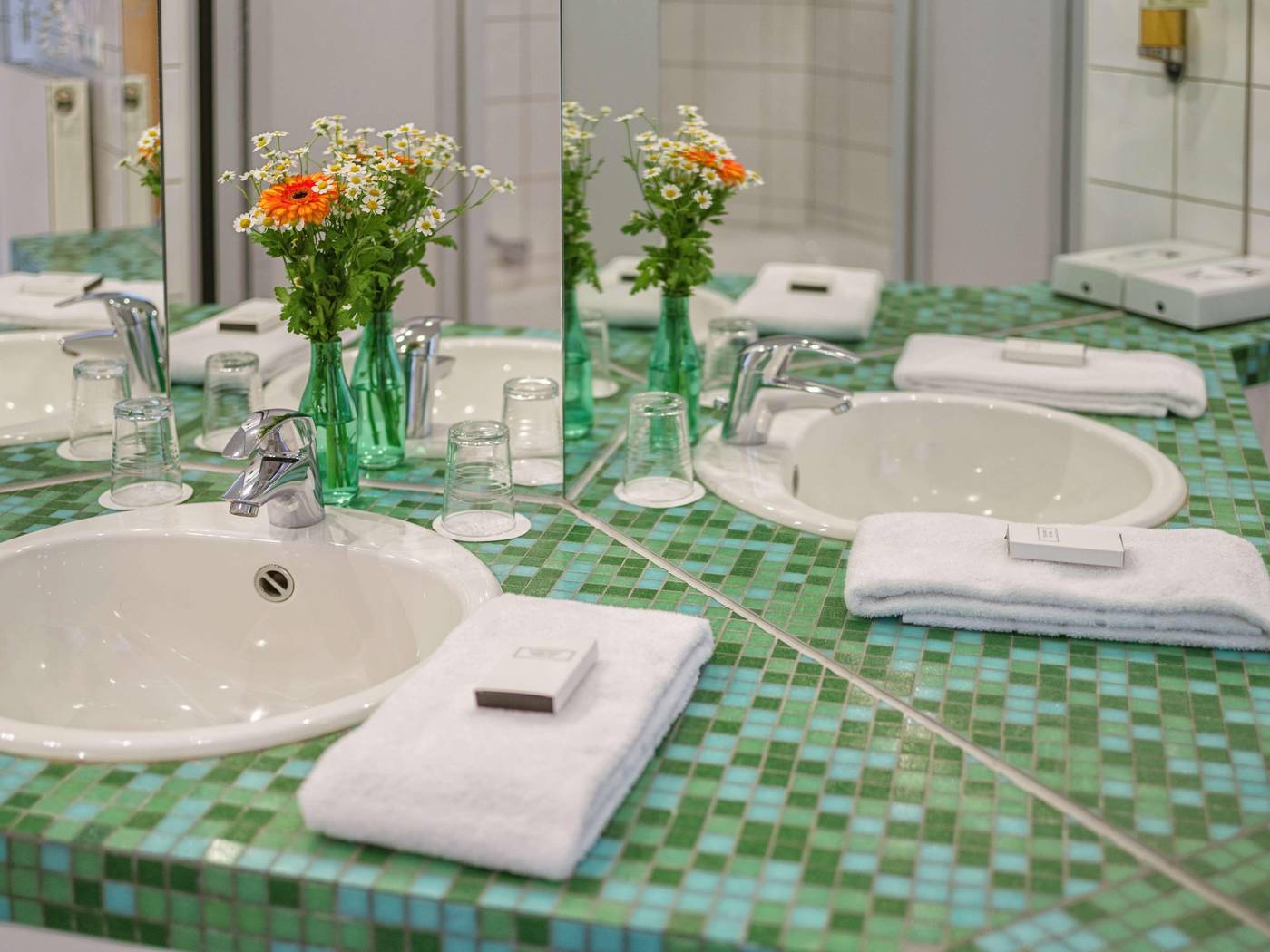 Hotel-Domicil-Berlin-by-Golden-Tulip-Room-48