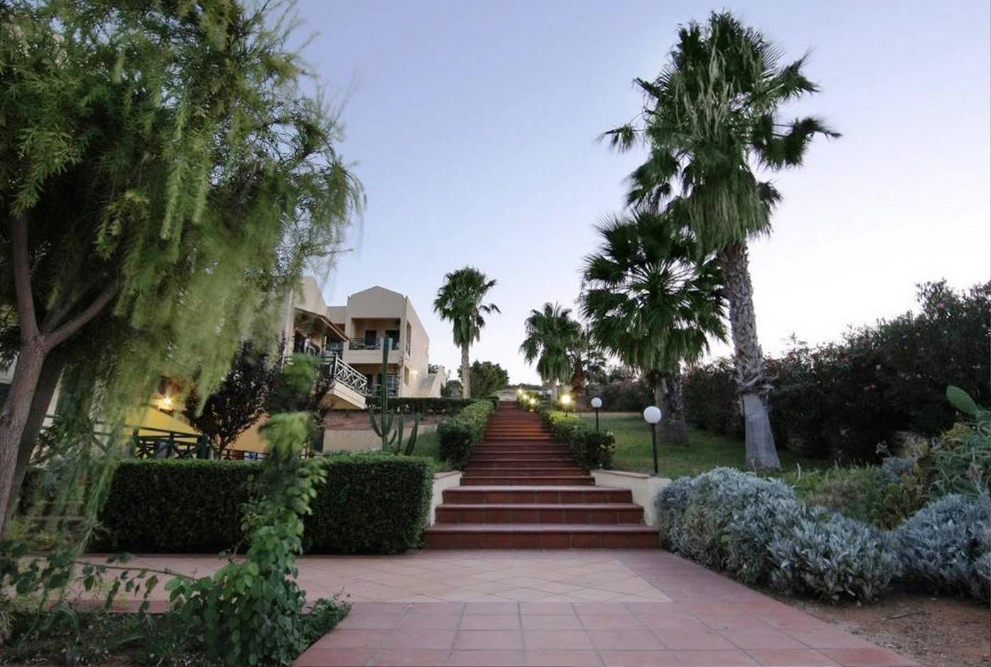 Chrysalis-hotel-Lobby-5