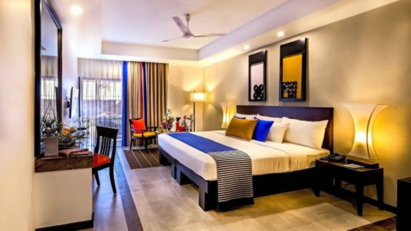 Club-Hotel-Dolphin-Room-14