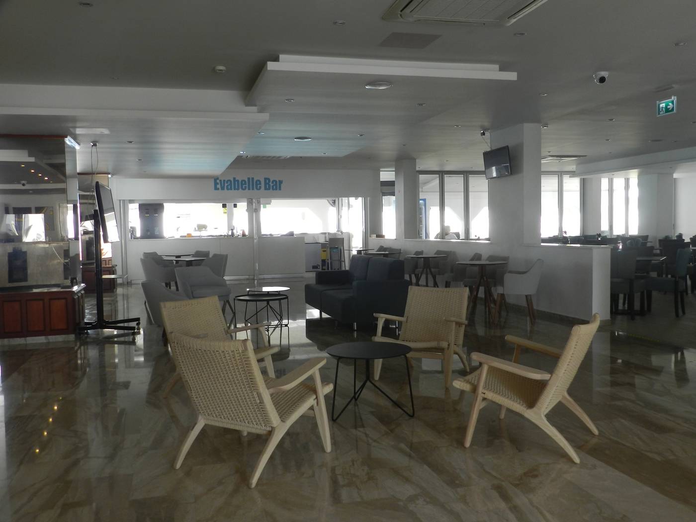 Evabelle-Napa-Lobby-37