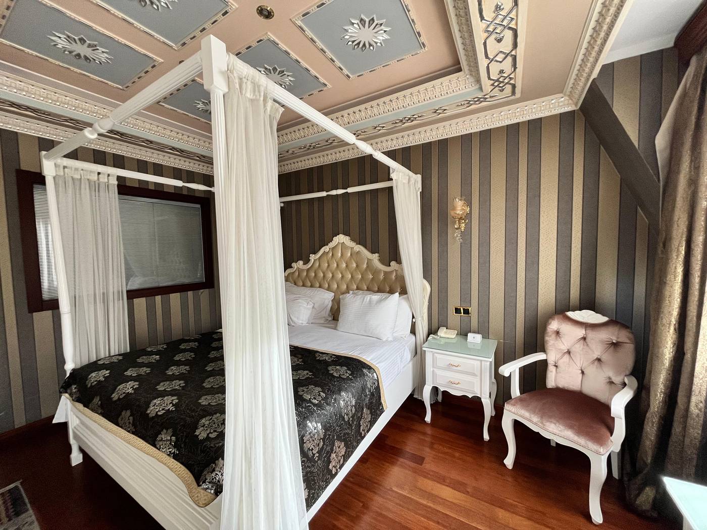 Golden-Horn-Sirkeci-Room-8