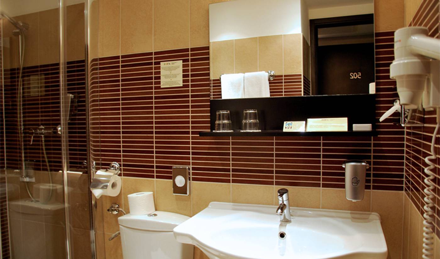 Charm-Hotel-Budapest-Room-8