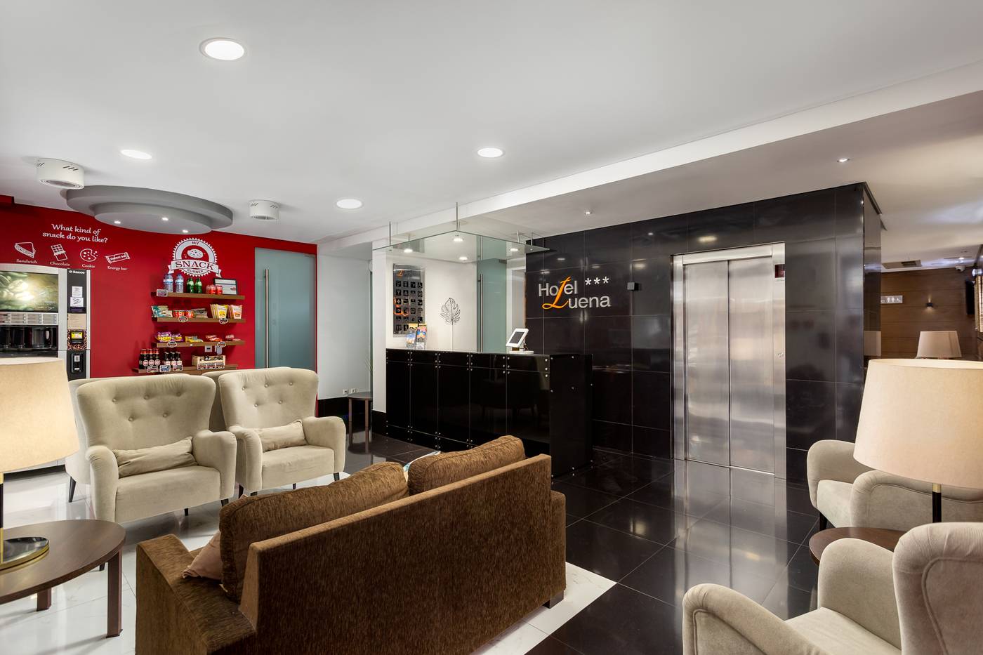 Hotel-Luena-Lobby-2
