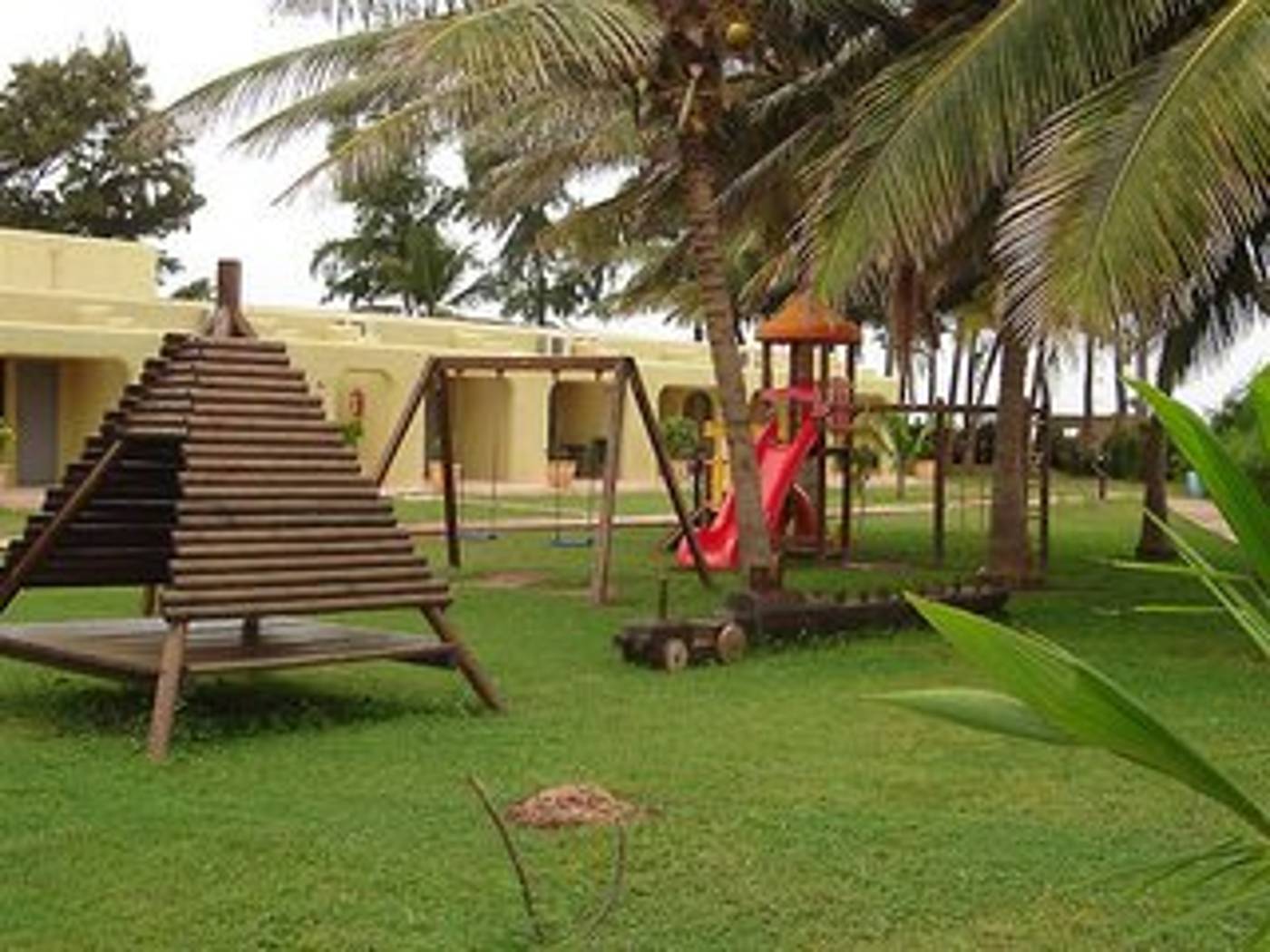 Sunbeach Hotel and Resort
