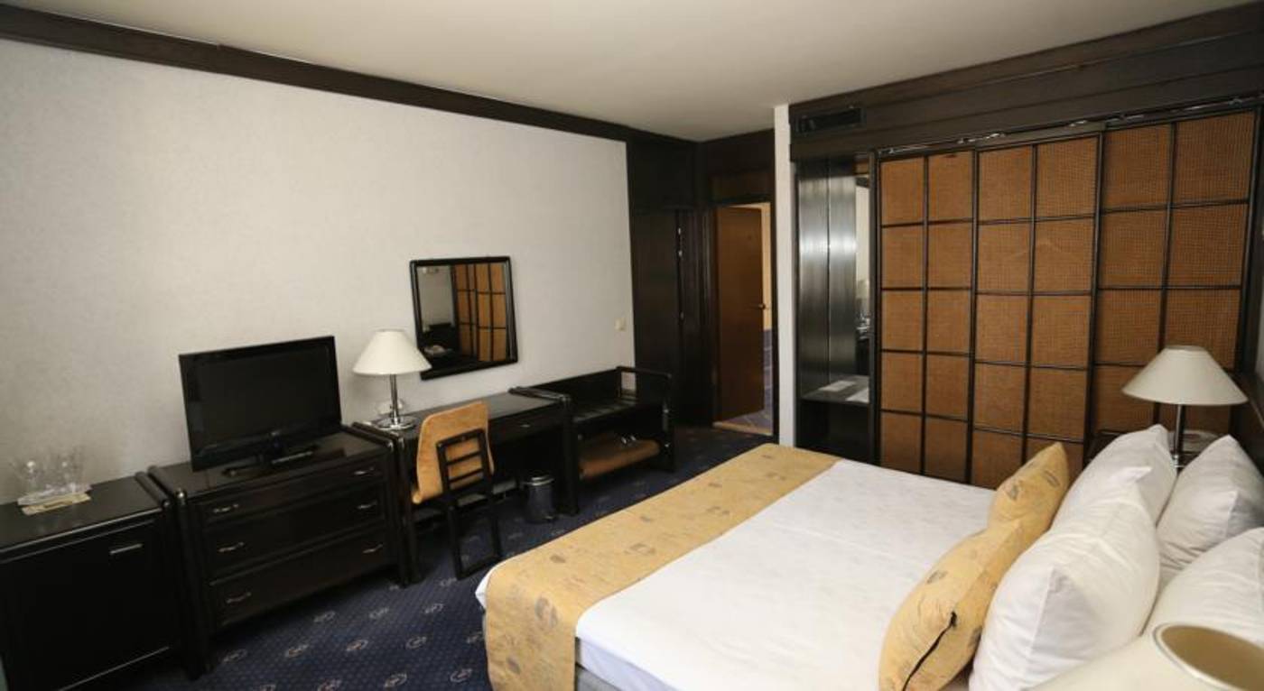 Holiday-Bosnia & Herzegovina-SARAJEVO-General view-10