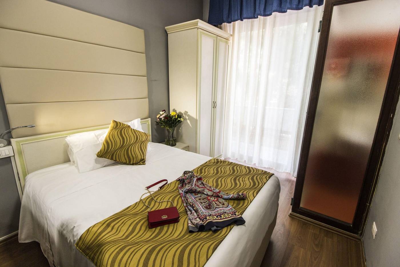 Hotel-Gran-Sasso-Room-2