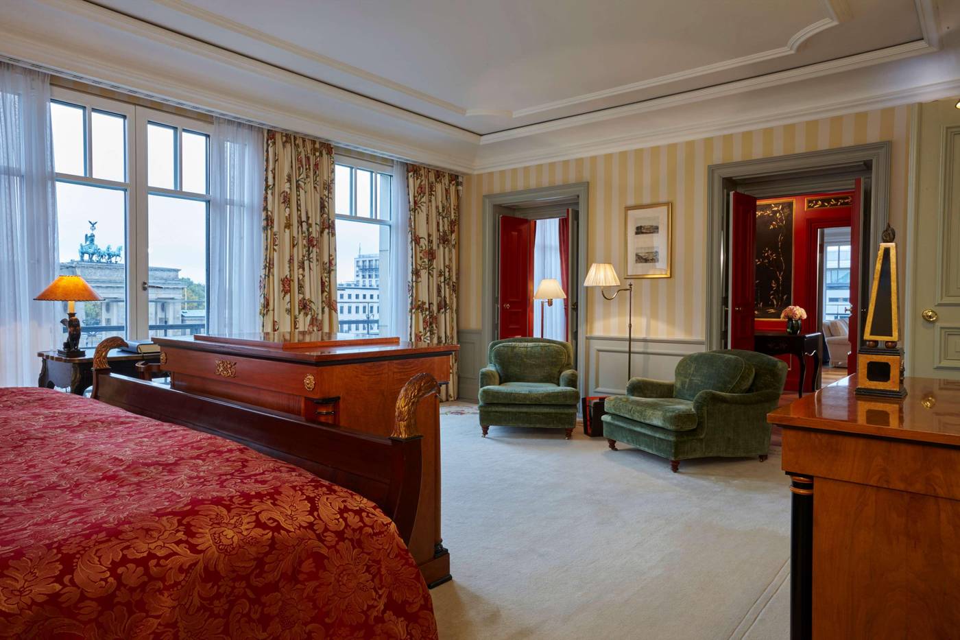 Adlon-Kempinski-Berlin-Room-8