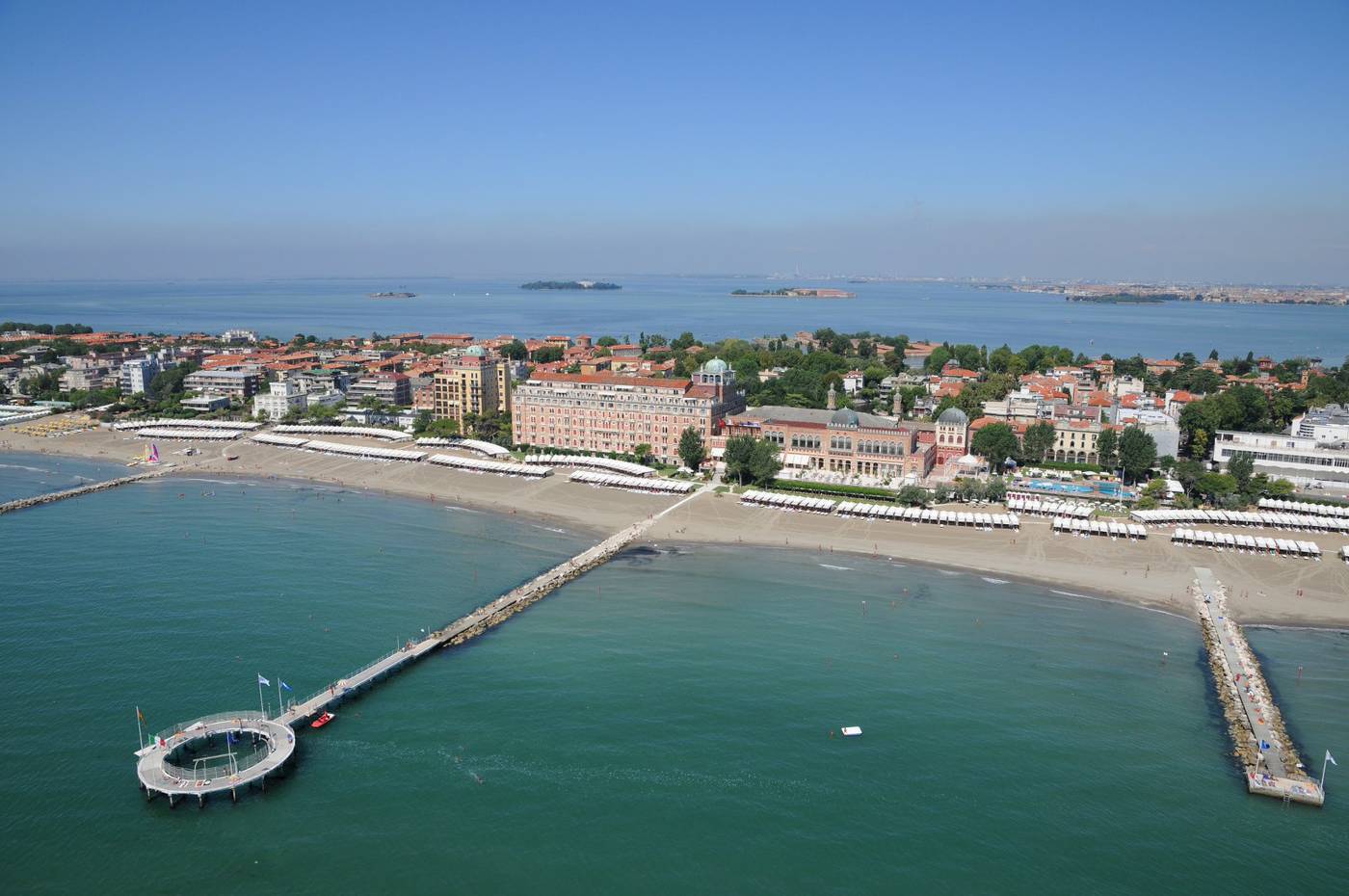 Residenza-d-Epoca-Albergo-Quattro-Fontane-Beach-46