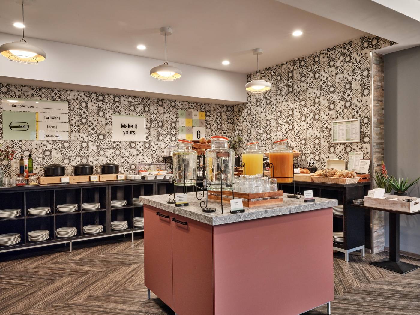 Hotel-City-B-Restaurant-15