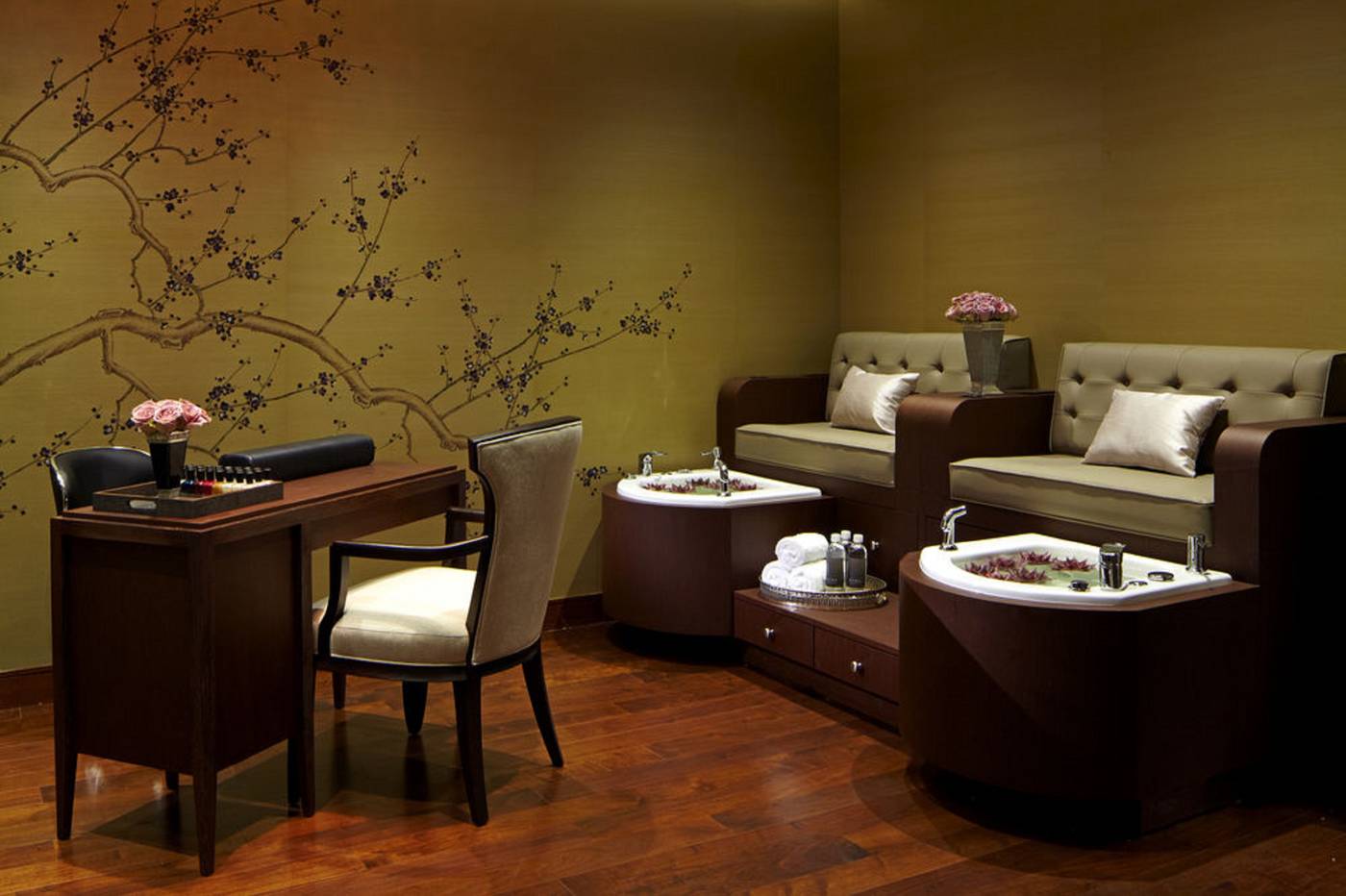 Trump-International-Hotel-and-Tower-New-York-Sports-and-Entertainment-11