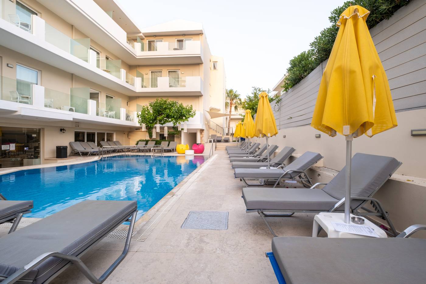 Dimitrios-Beach-Hotel-Pool-2