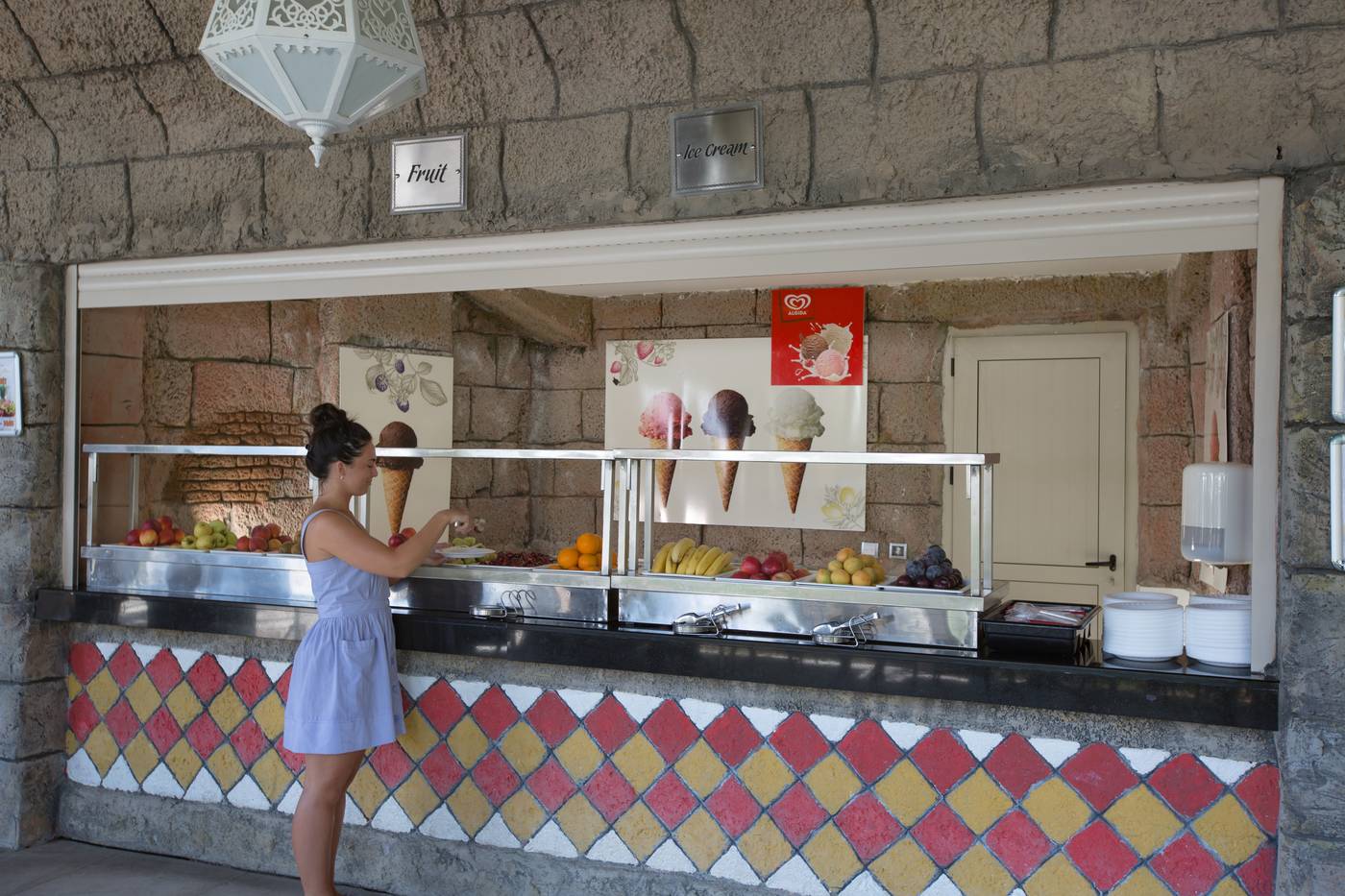 Royal-Alhambra-Palace-Restaurant-53