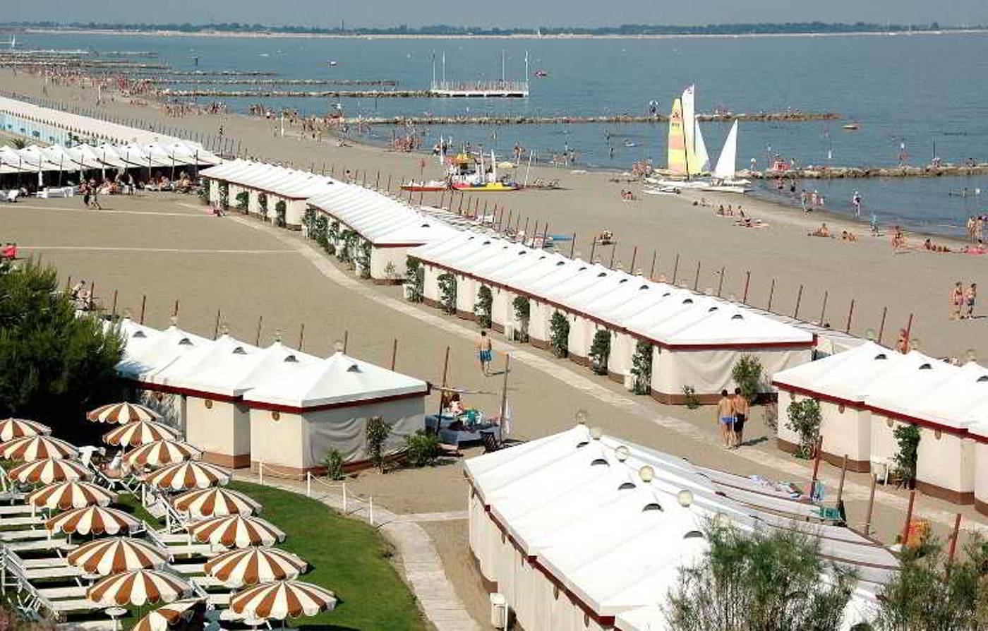 Grande-Albergo-Ausonia---Hungaria-Beach-9