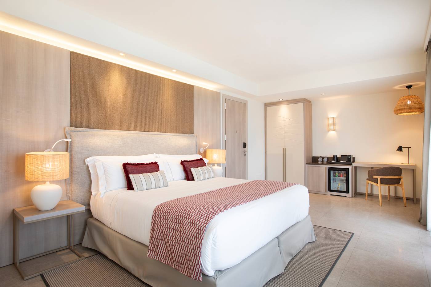 Mangia-s-Santa-Teresa-Sardinia--Curio-Collection-Room-12