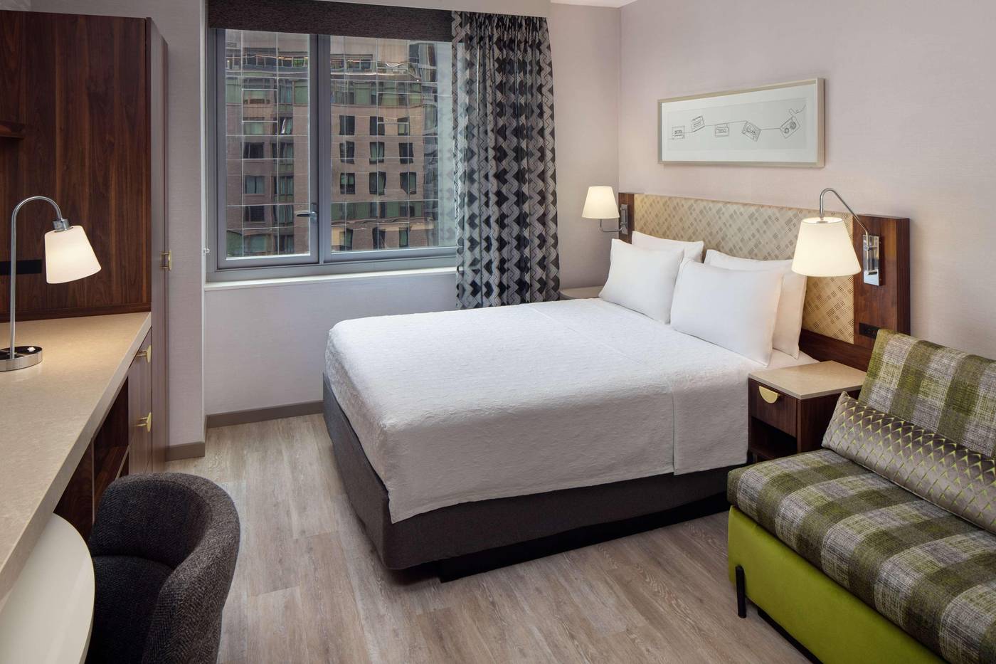 Home2-Suites-By-Hilton-New-York-Times-Square-Room-3