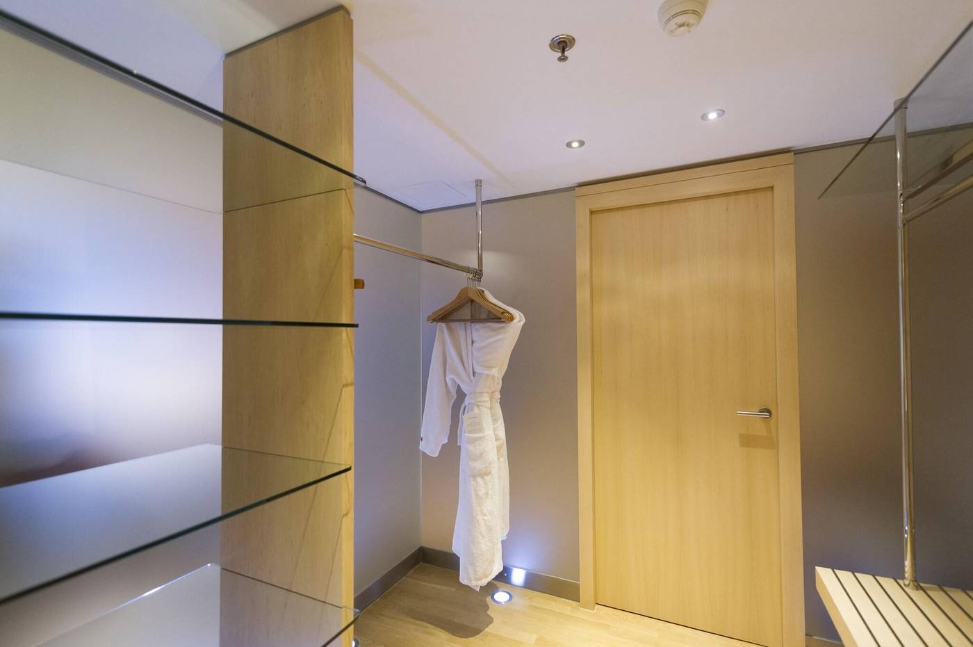 Steigenberger-Amsterdam-Airport-Room-48