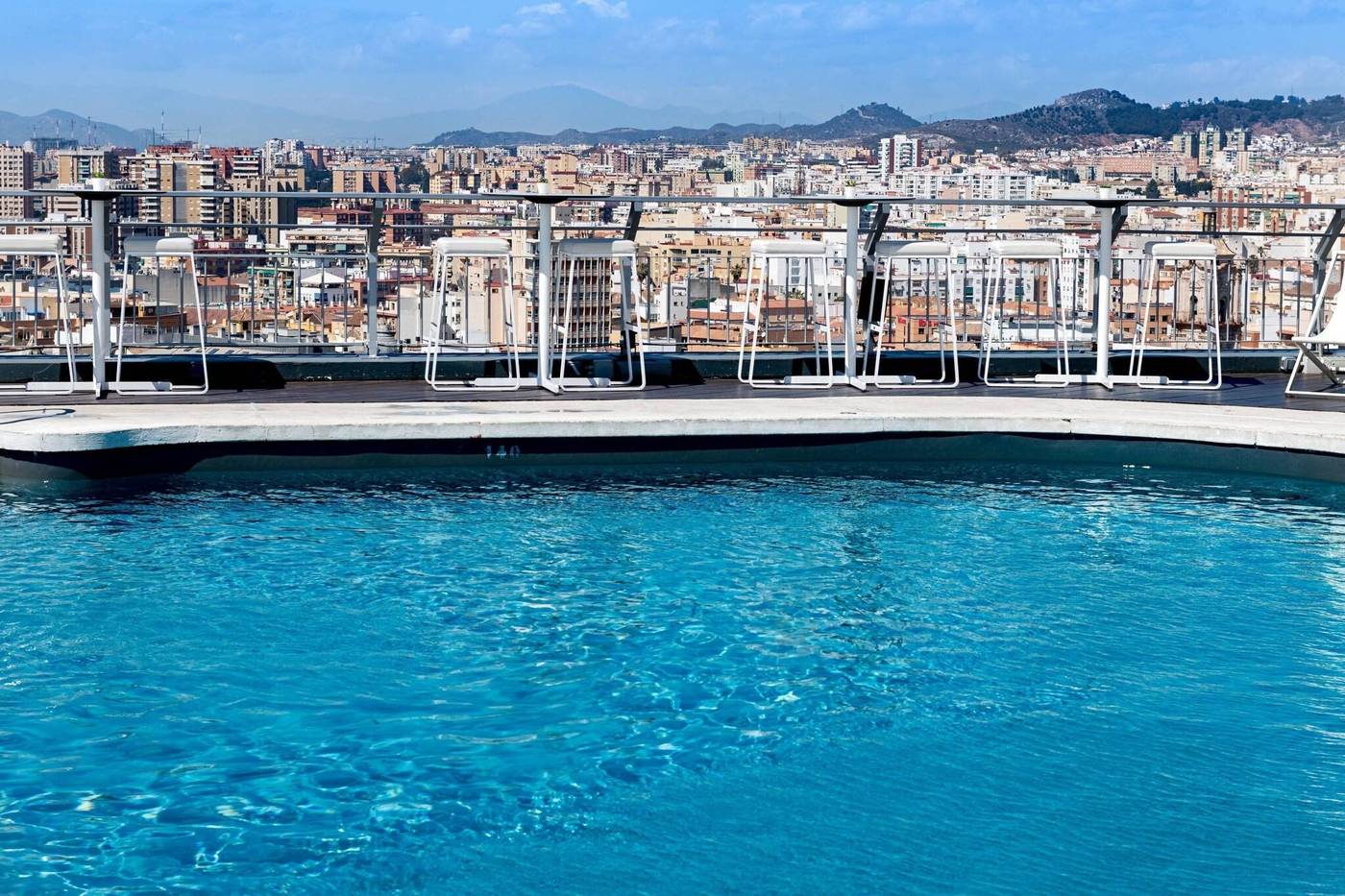 AC-Malaga-Palacio-Pool-4