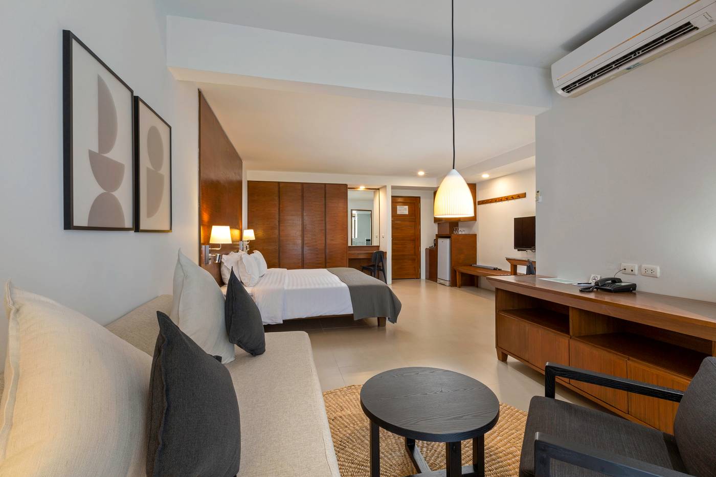 Kamala-Beach-Hotel---Resort-Room-22