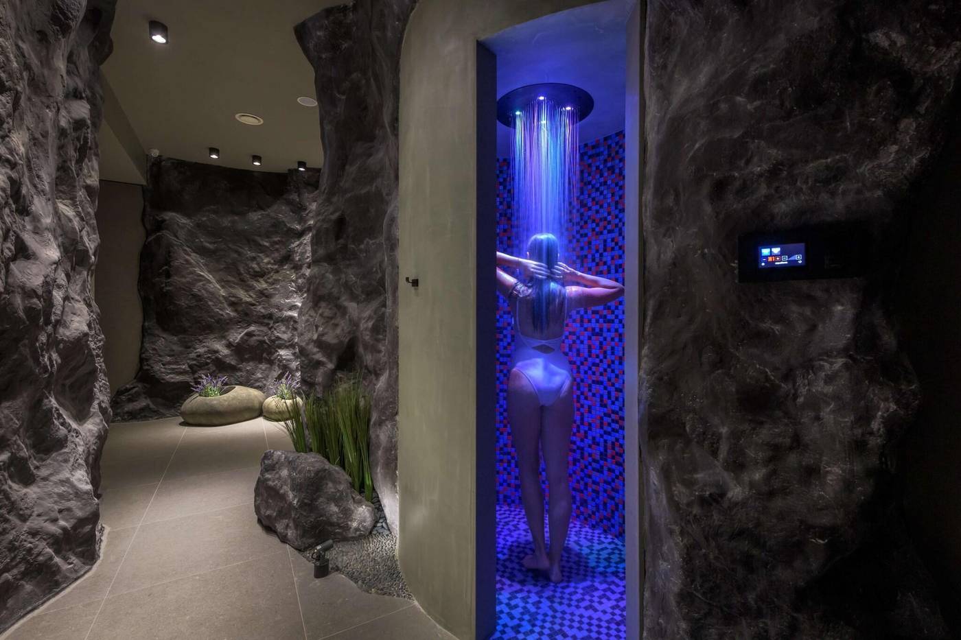 Olympic-Palace-Resort-Hotel---Convention-Center-Sports-and-Entertainment-84