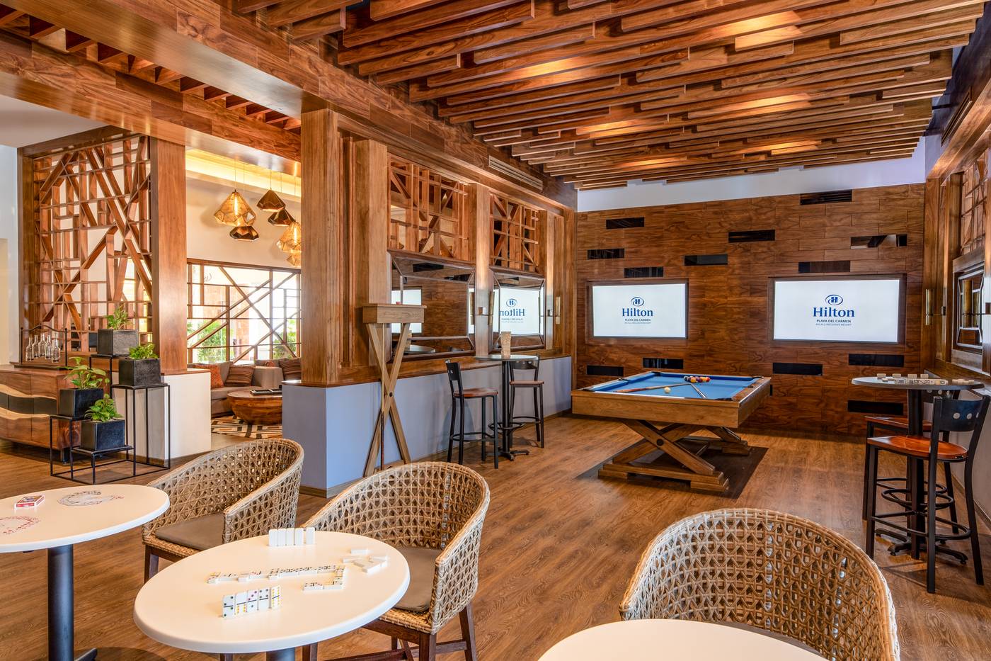 Hilton-Playa-del-Carmen-All-inclusive--The-Royal--Restaurant-98