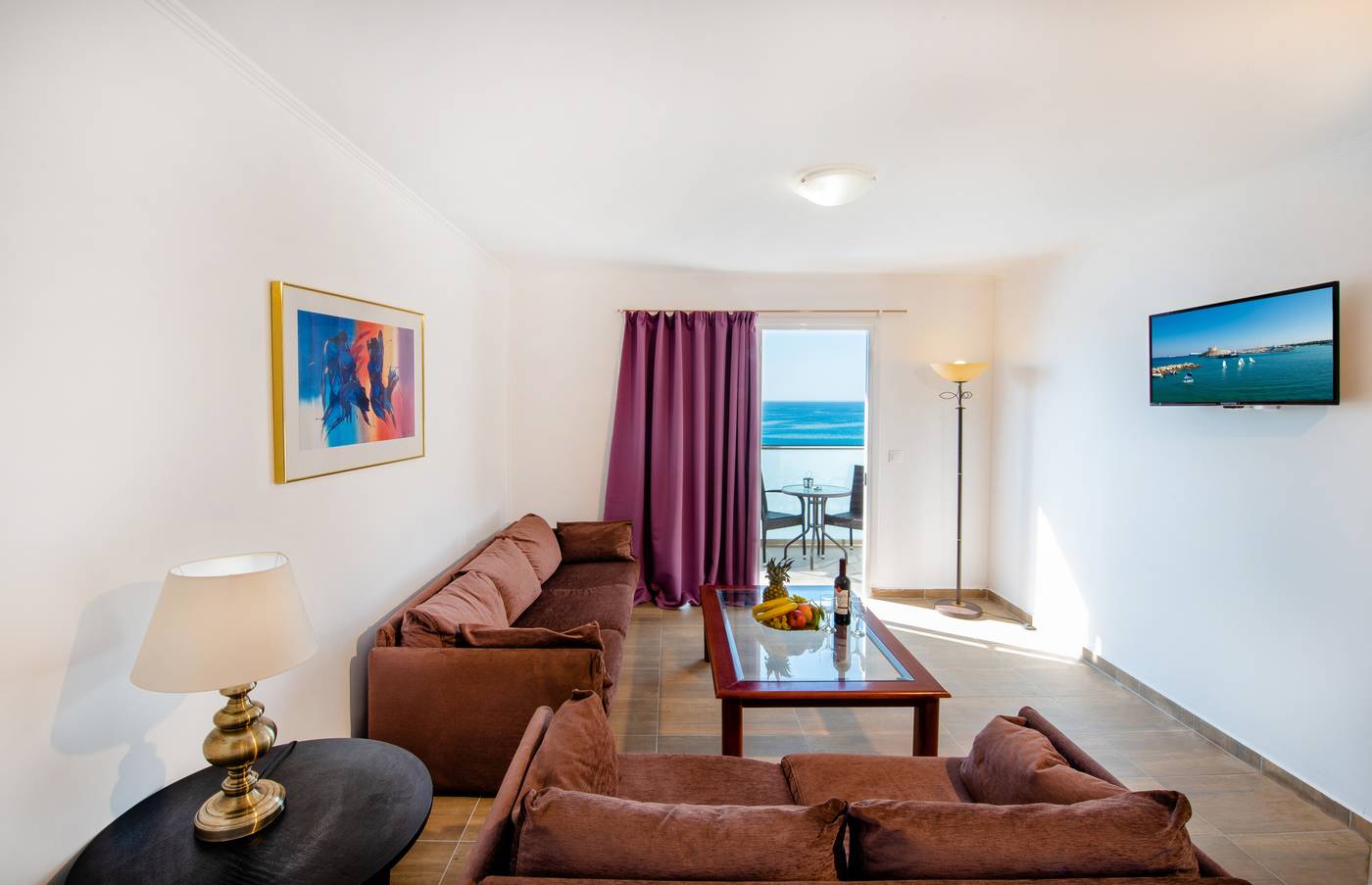 Ilyssion-Hotel-Room-21