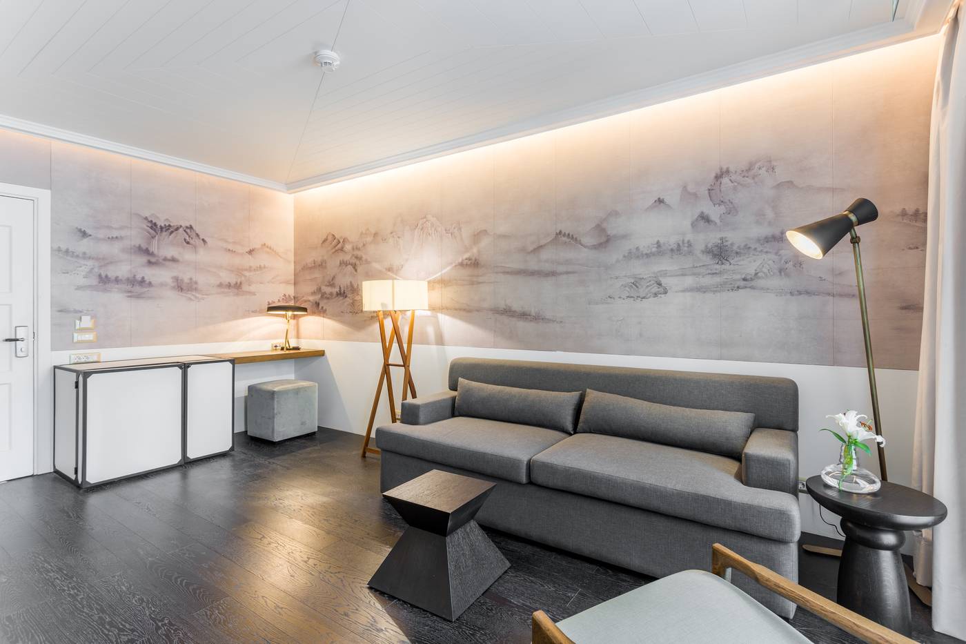 Room-Mate-Emir-Room-72