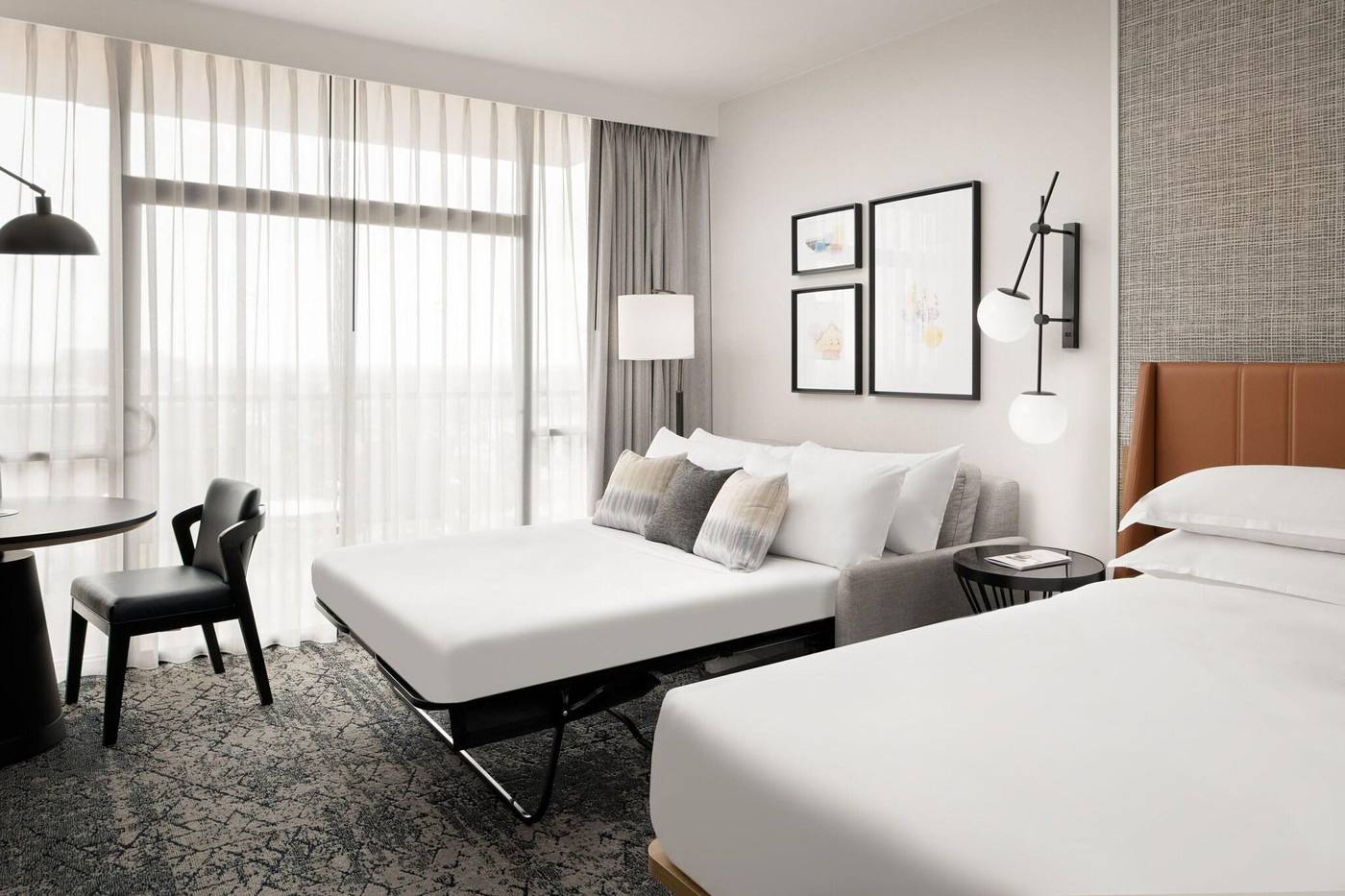 Sheraton-Park-Hotel-at-the-Anaheim-Resort-Room-40