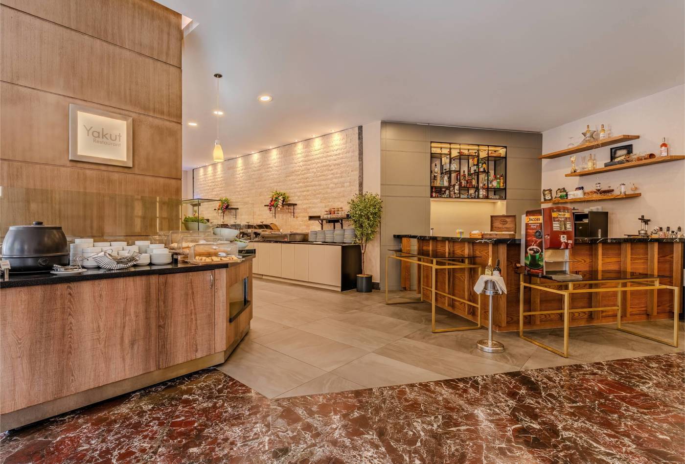 Ramada-Plaza-Izmir-Restaurant-52