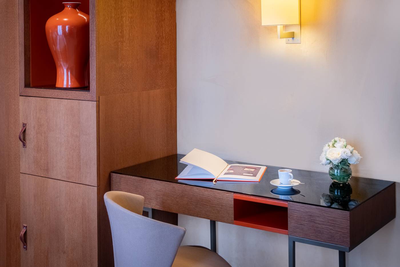 Hotel-La-Bourdonnais-by-Inwood-Hotels-Room-33