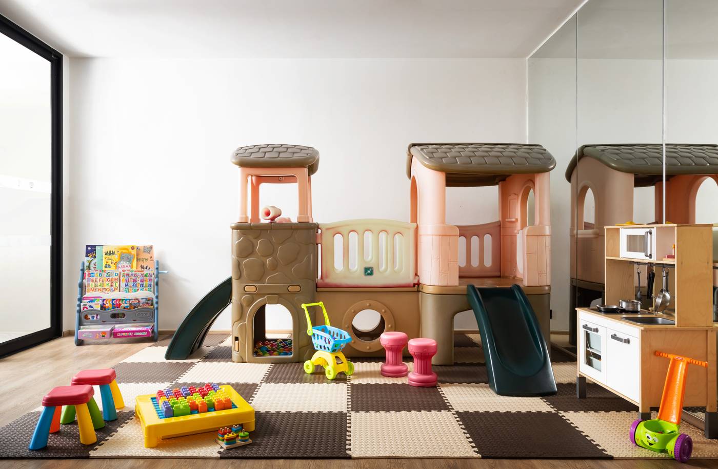 Walton-Suites-Sukhumvit-Sports-and-Entertainment-62