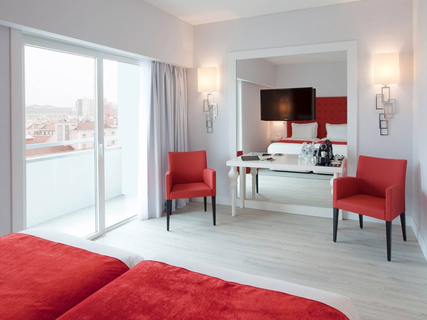 Lutecia-Smart-Design-Hotel-Room-5