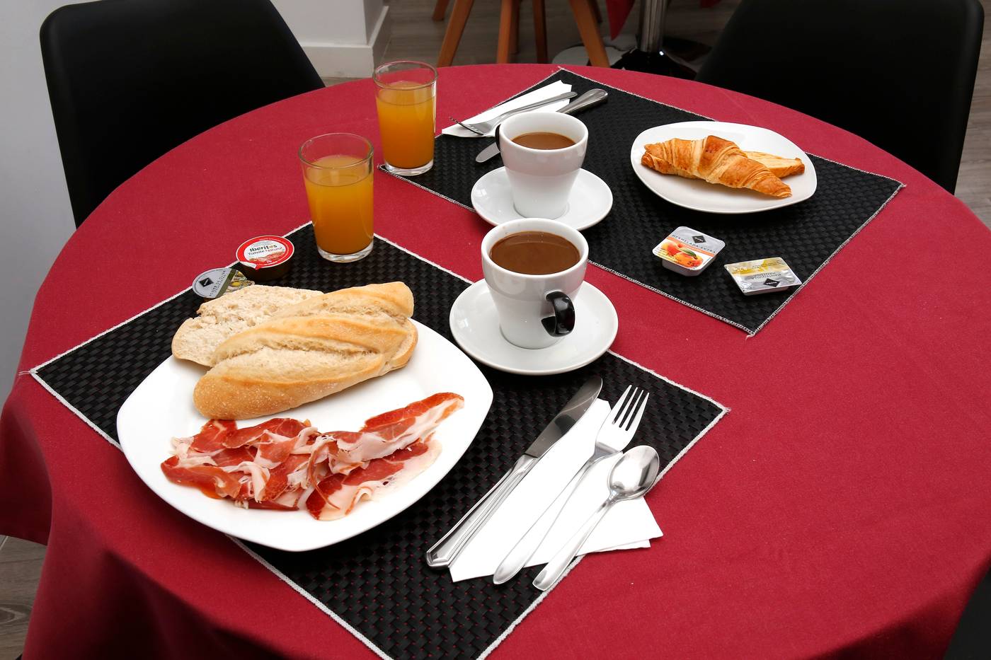 Vitium-Urban-Suites-Bar-26