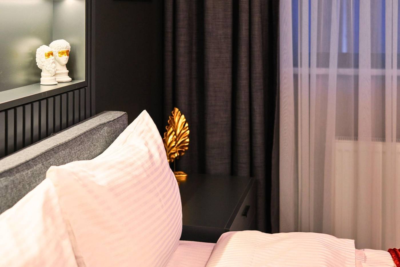 TAKS-INN-Suites-Room-59