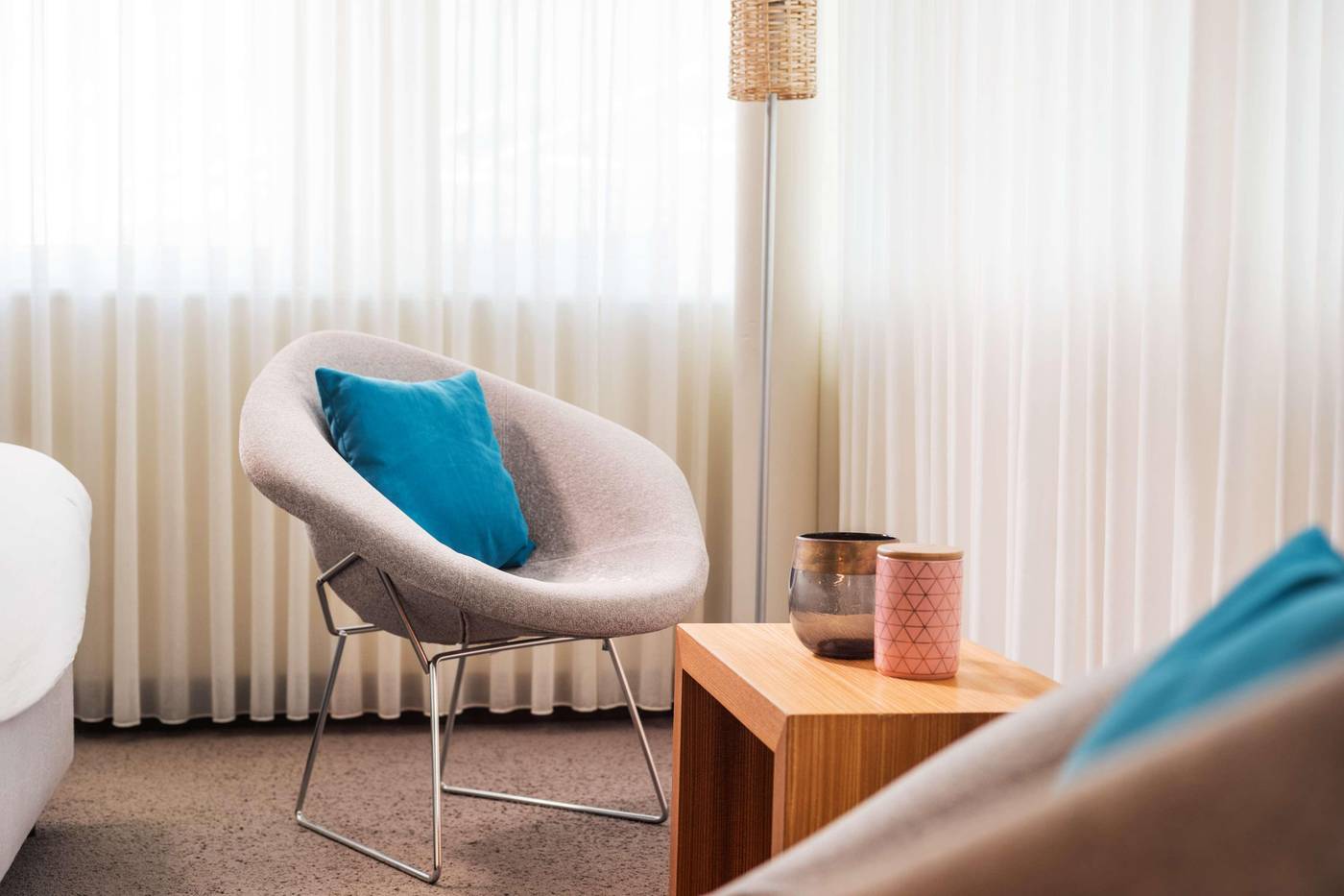 Lindner-Hotel-Berlin-Ku-damm--part-of-JdV-by-Hyatt-Room-49