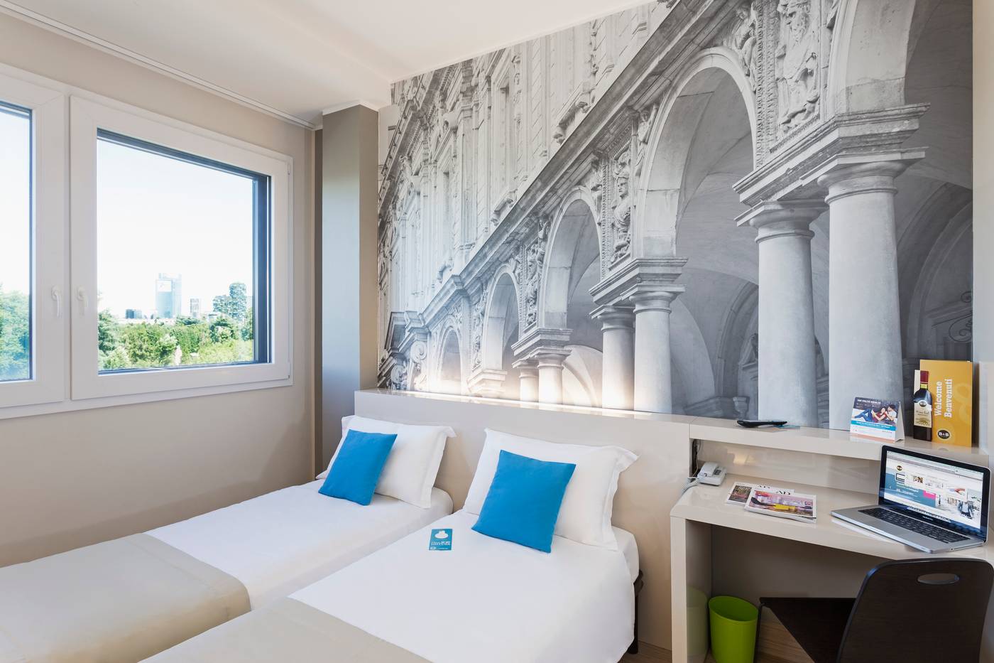 B-B-Hotel-Milano-Cenisio-Garibaldi-Room-5