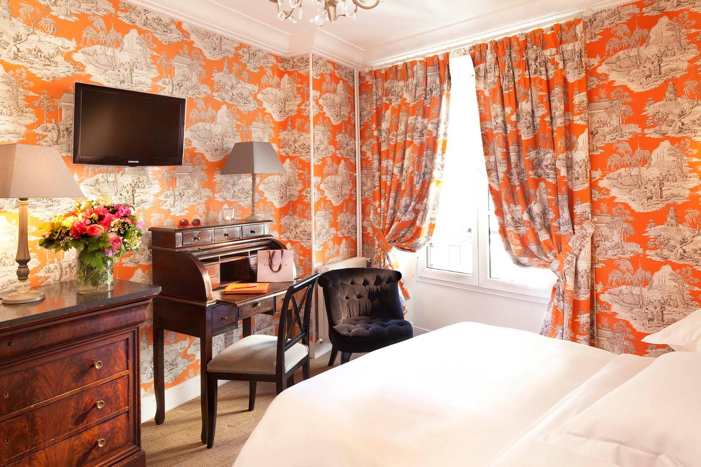 Saint-Germain---Paris-Room-20