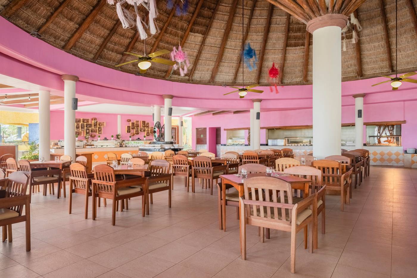 Iberostar-Waves-Tucan-Restaurant-52
