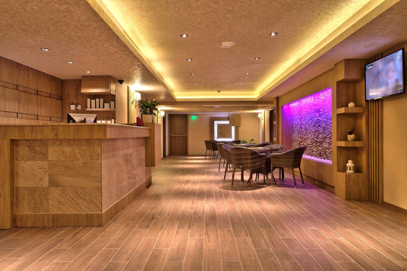 Imperial-Plovdiv-a-member-of-Radisson-Individuals-Lobby-28