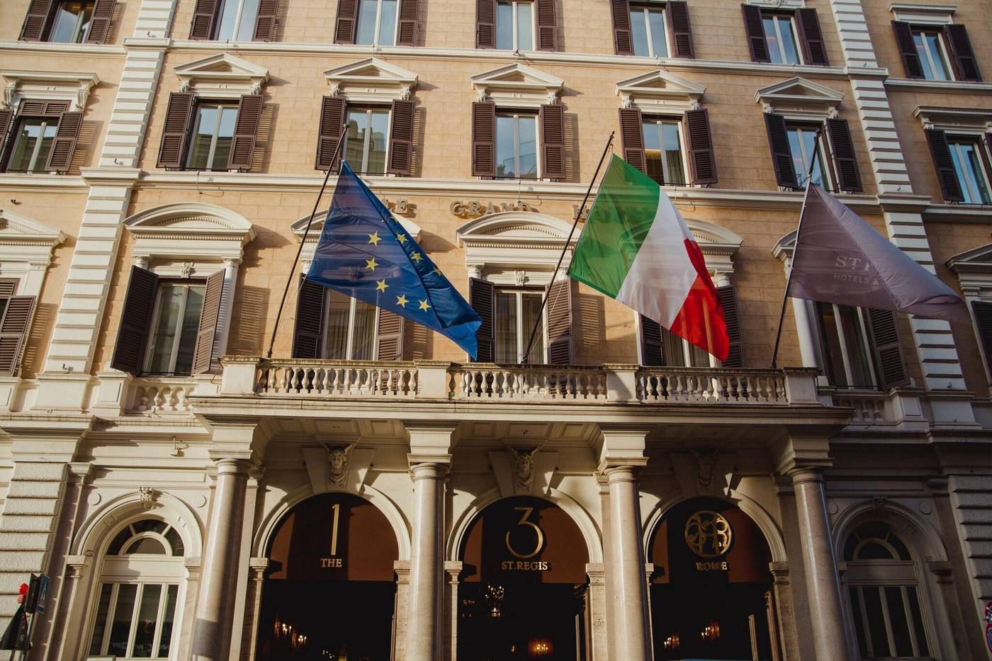 The-St-Regis--Rome-General-view-6