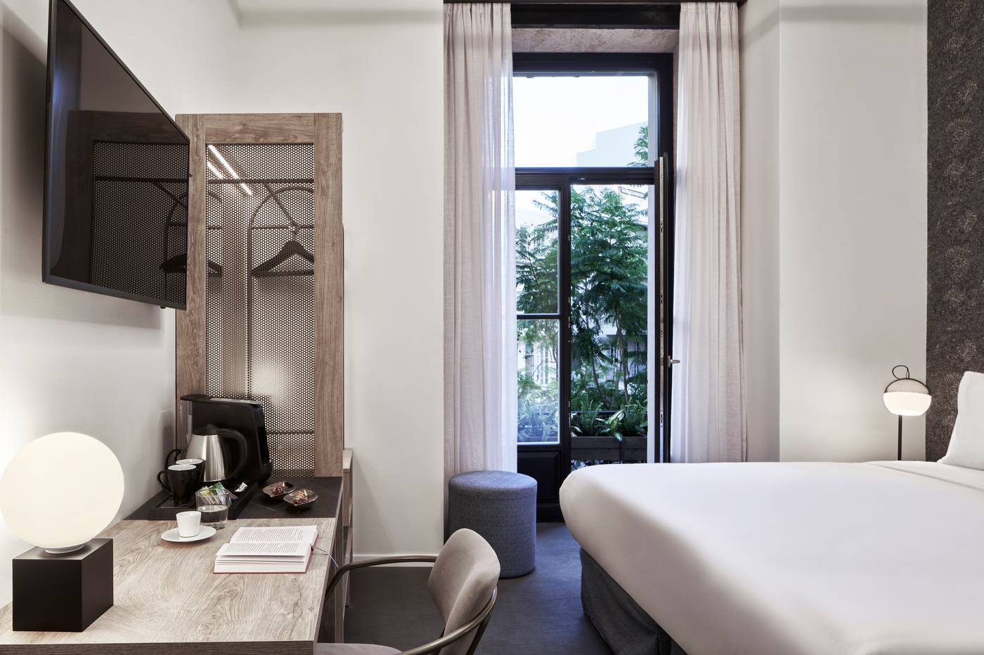 NLH-Monastiraki-Room-40