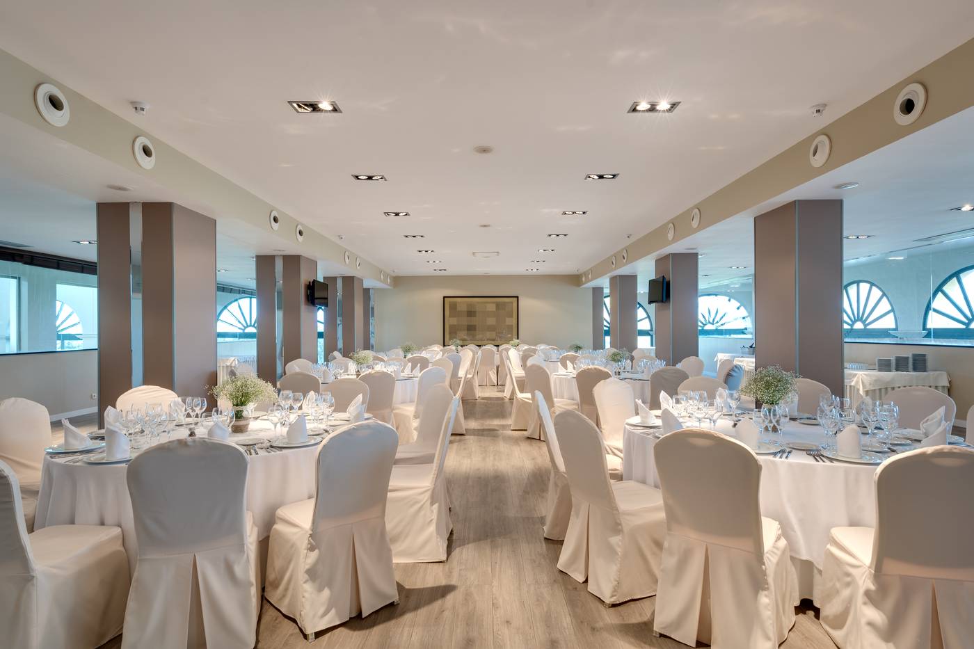 Barcelo-Costa-Ballena-Conferences-44