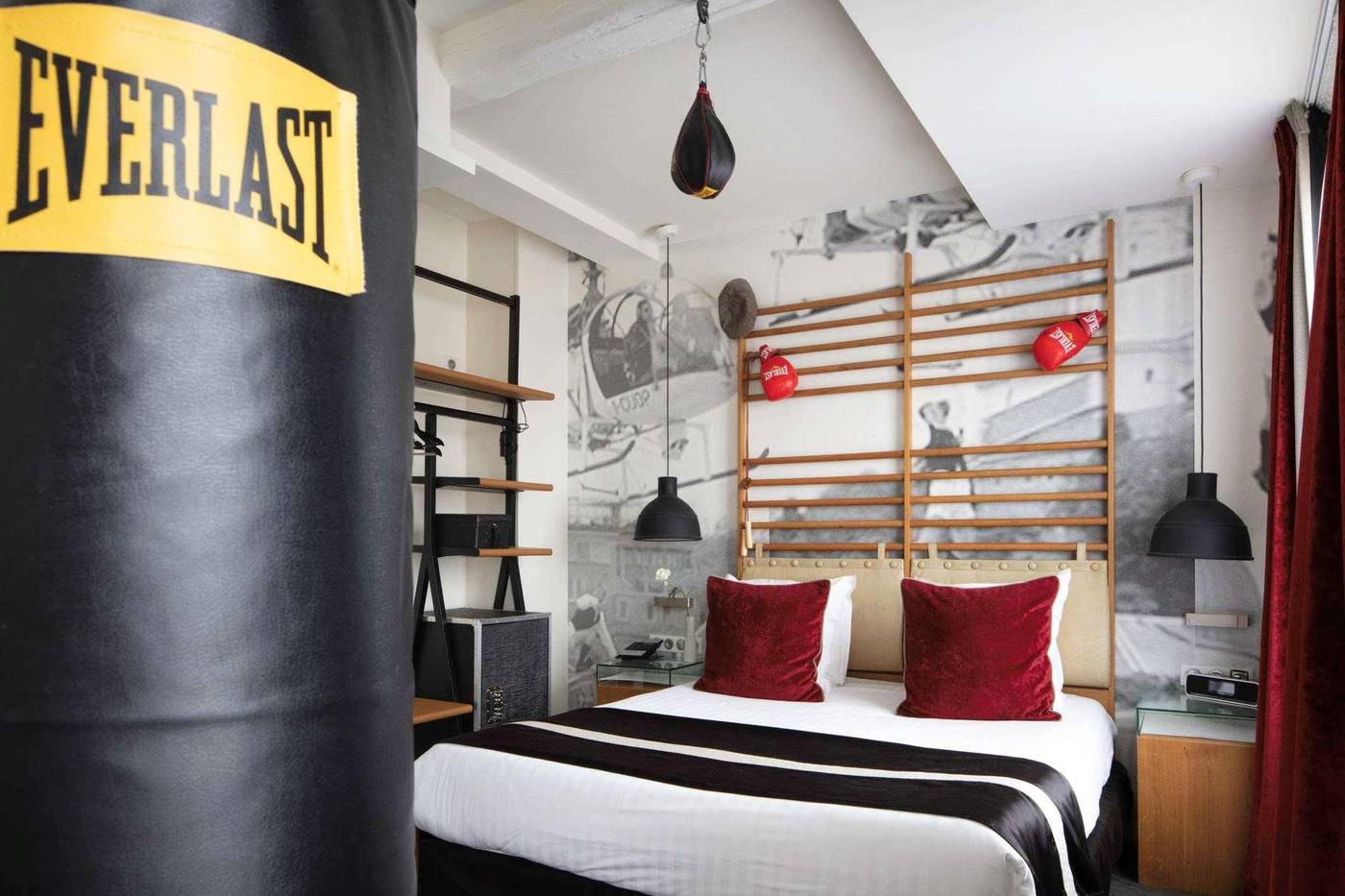 Le-123-Sebastopol-Astotel-Room-29