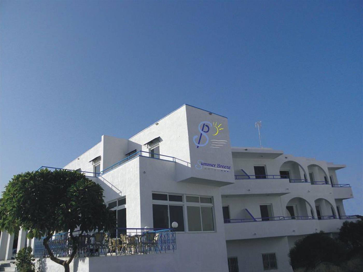 Summer-Breeze-General-view-3