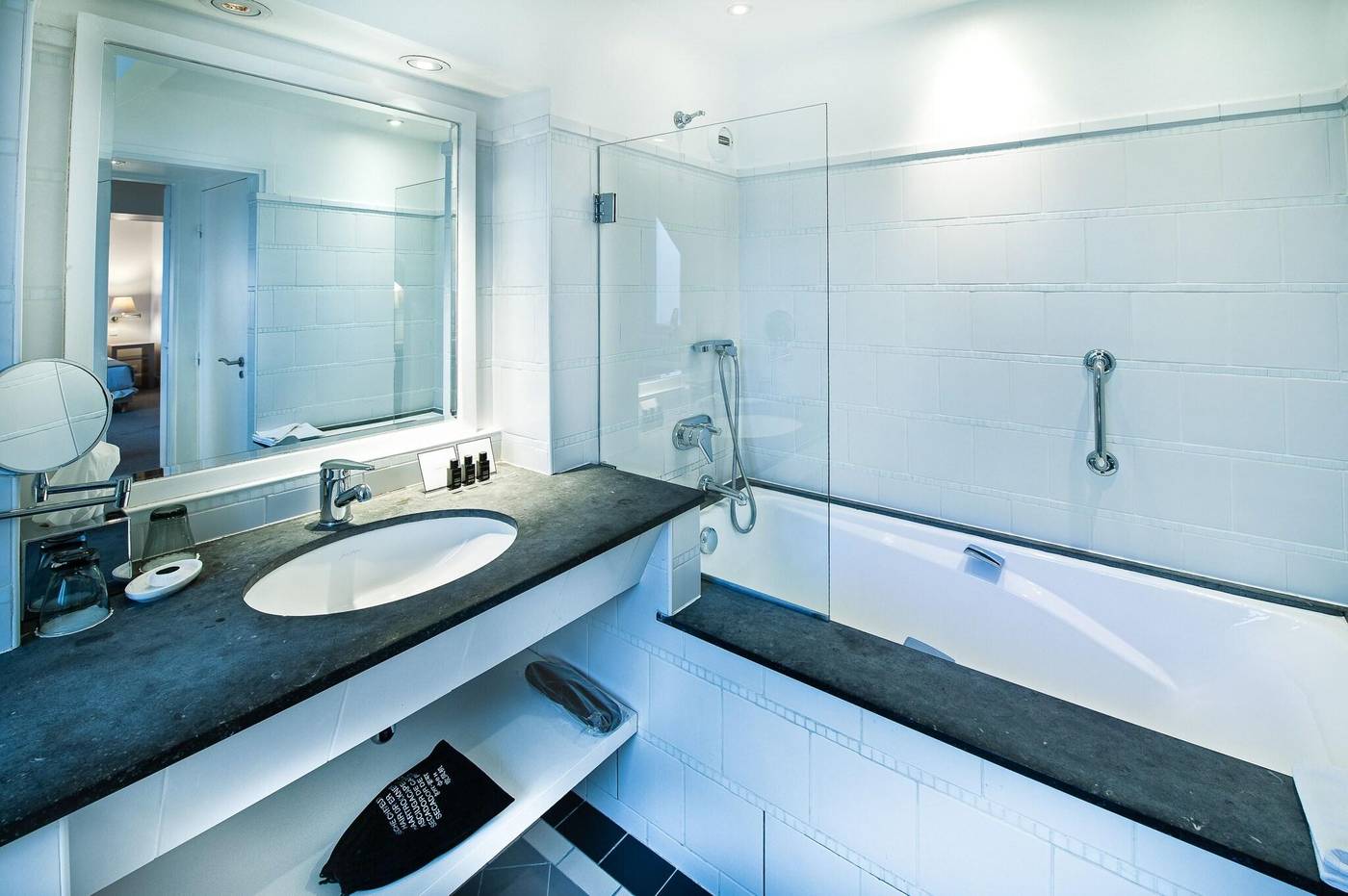 Hotel-Le-Vignon-Room-49