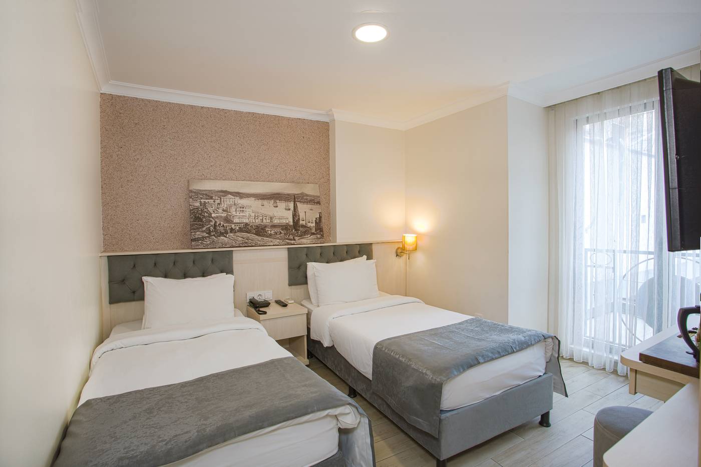 Sim-Hotel-Istanbul-Room-22