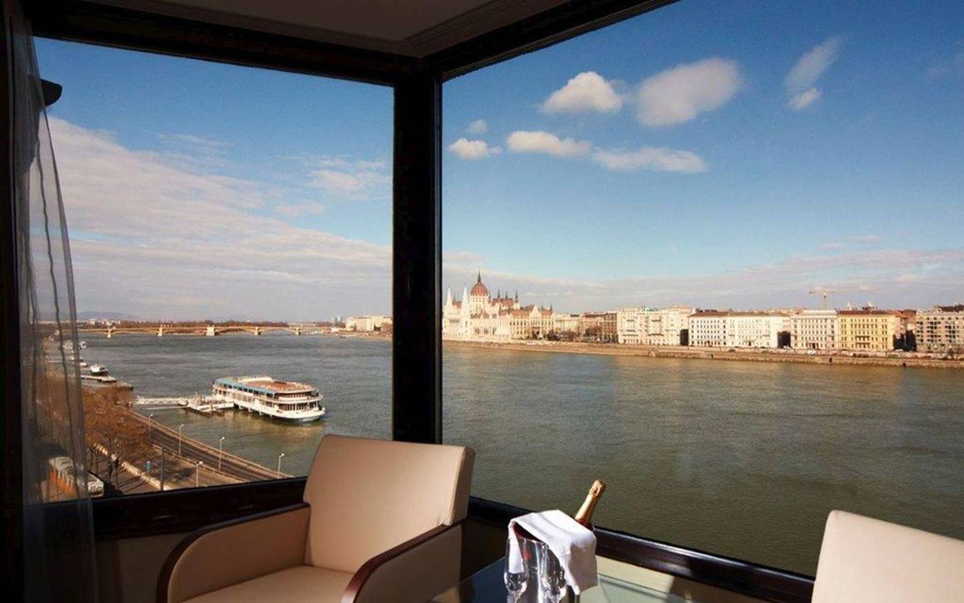 Boutique-Hotel-Victoria-Budapest-General-view-18